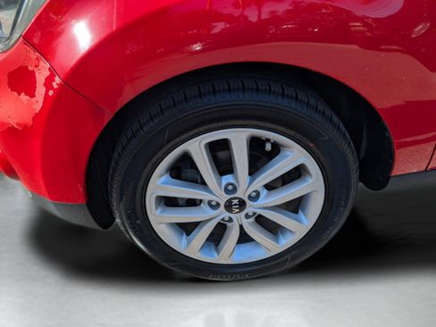 Used 2019 Kia Soul + image 13