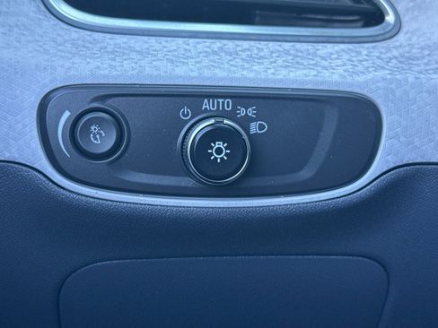 Used 2021 Chevrolet Bolt LT image 39