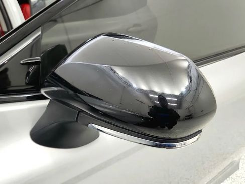 Used 2021 Toyota Camry XSE w/ Navigation Package image 18