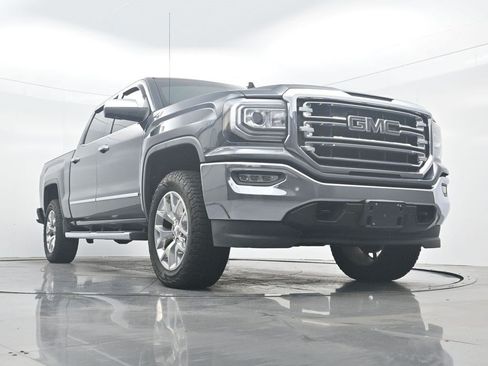 Used 2017 GMC Sierra 1500 SLT w/ SLT Premium Package AWD/4WD image 27