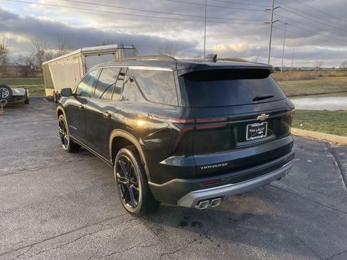 New 2026 Chevrolet Traverse LT w/ Driver Confidence Package image 5