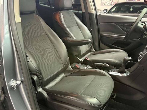 Used 2014 Buick Encore Convenience FWD image 17