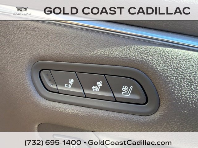 Certified 2023 Cadillac Escalade ESV Premium Luxury w/ Performance Package AWD/4WD image 8