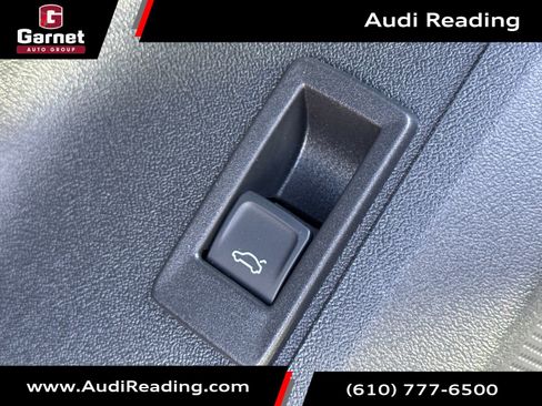 Used 2025 Audi Q5 Premium w/ Convenience Package image 30