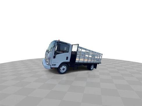 New 2024 Chevrolet Low Cab Forward image 4