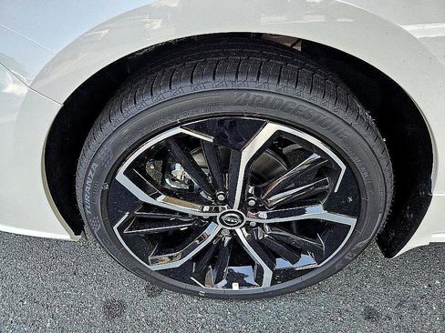 New 2025 Nissan Altima 2.5 SR image 19