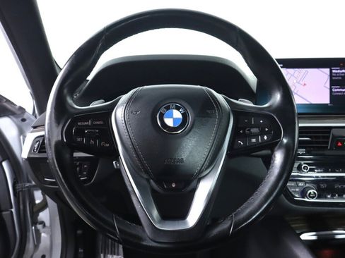 Used 2021 BMW 530i xDrive w/ Convenience Package AWD/4WD image 11