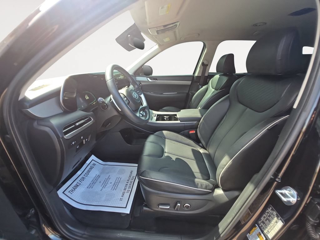 Used 2024 Hyundai Palisade SEL FWD image 11
