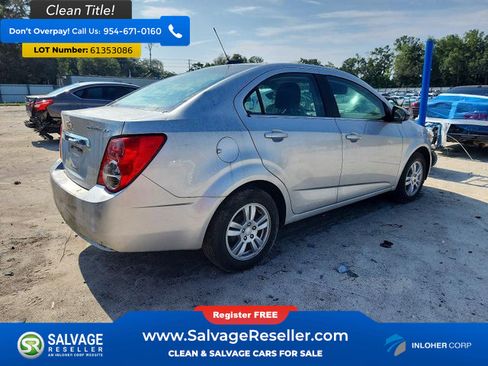 Used 2015 Chevrolet Sonic LT FWD image 5