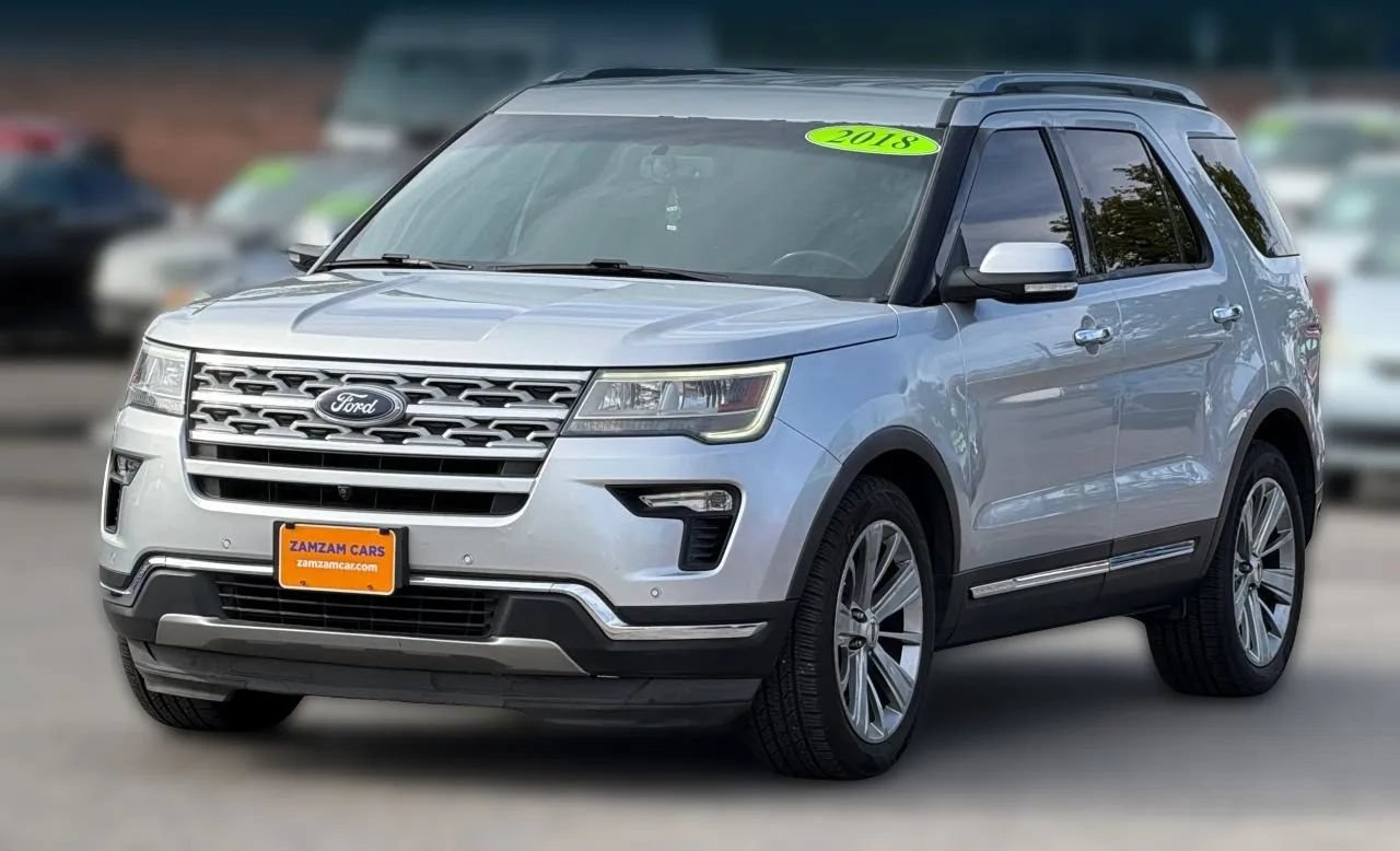 Used 2018 Ford Explorer Limited FWD image 3