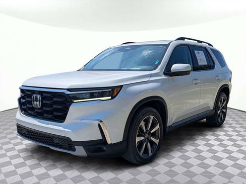 Used 2023 Honda Pilot Elite image 8