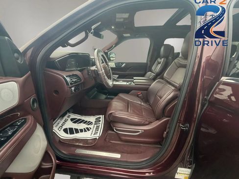 Used 2018 Lincoln Navigator Black Label w/ Cargo Package AWD/4WD image 19