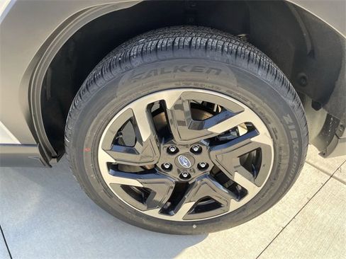 New 2025 Subaru Forester Limited w/ Popular Package #2 image 8