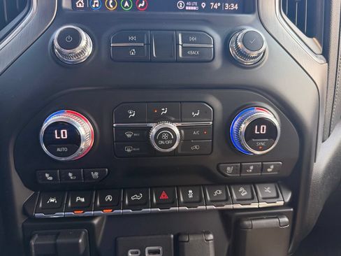 Used 2021 GMC Sierra 1500 Denali w/ Denali Ultimate Package AWD/4WD image 13