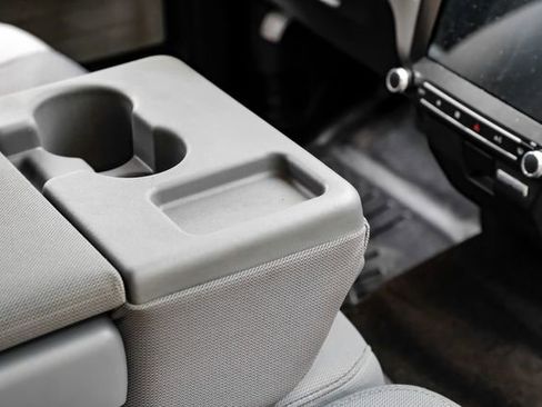 Used 2013 Ford F150 XLT w/ Luxury Equipment Group image 38