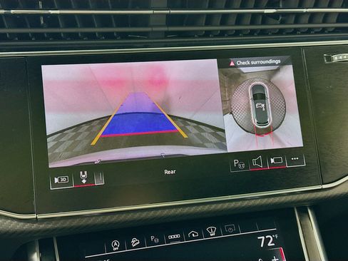 Used 2025 Audi SQ7 Prestige image 3