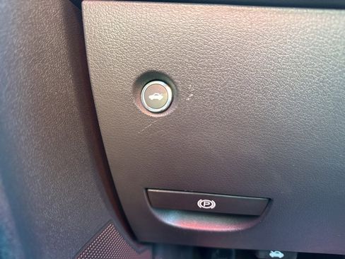 Used 2014 Dodge Challenger SRT8 image 11