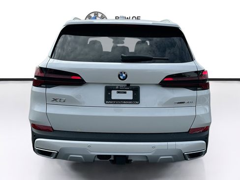 New 2026 BMW X5 sDrive40i w/ Climate Comfort Package image 5