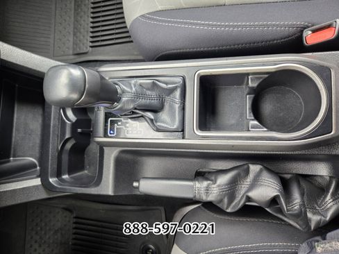 Used 2021 Toyota Tacoma TRD Off-Road image 25