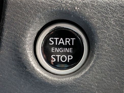 Used 2023 Nissan Frontier SV w/ SV Convenience Package image 22