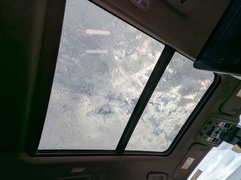 New 2026 GMC Yukon XL Denali w/ Denali Reserve Package image 16