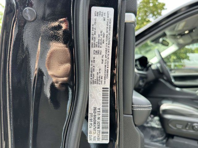 Used 2024 Jeep Grand Cherokee Limited 4xe AWD/4WD image 41