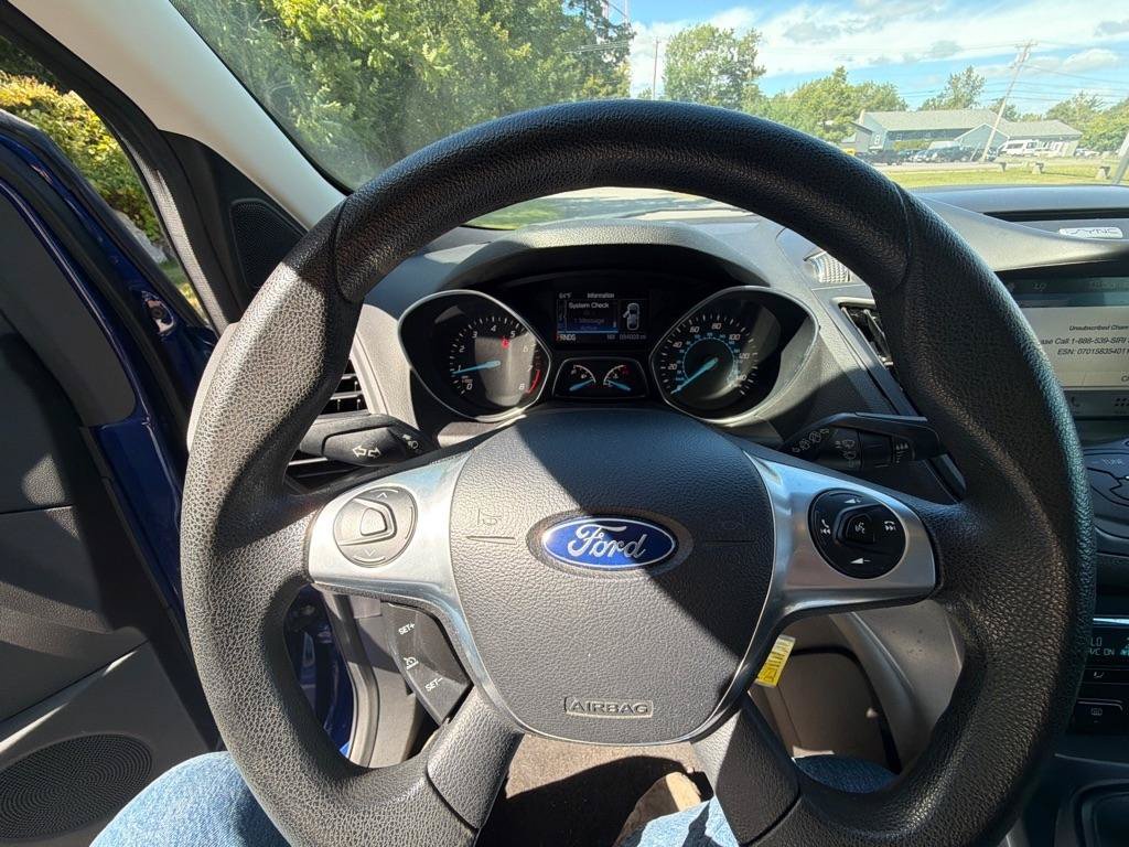Used 2016 Ford Escape SE w/ Equipment Group 201A AWD/4WD image 12