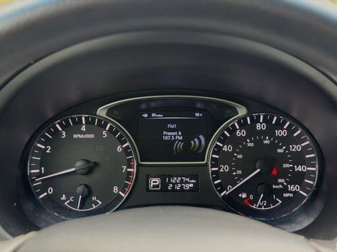 Used 2013 Nissan Altima 2.5 S FWD image 19