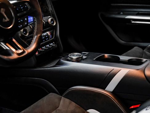 Used 2022 Ford Mustang Shelby GT500 w/ Technology Package image 56