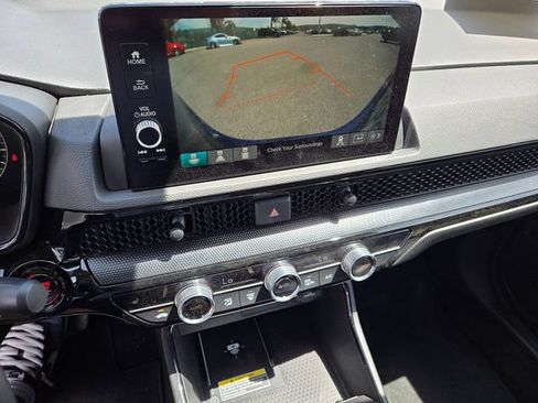 Used 2023 Honda CR-V EX-L image 3