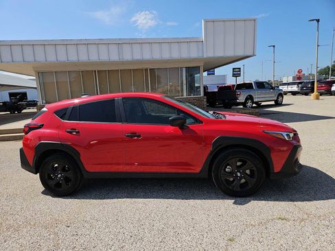 Used 2024 Subaru Crosstrek 2.0i AWD/4WD image 9