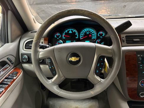 Used 2013 Chevrolet Tahoe LT AWD/4WD image 11