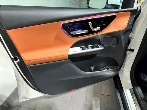 New 2026 Mercedes-Benz GLC 300 4MATIC image 8