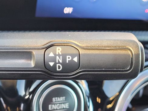 Used 2025 Mercedes-Benz CLA 250 4MATIC image 20