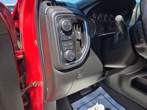 Used 2019 Chevrolet Silverado 1500 LT Trail Boss AWD/4WD image 21