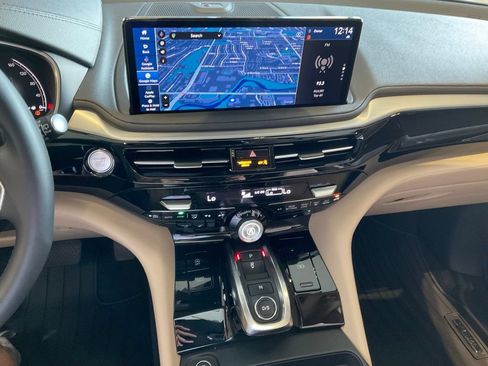 Certified 2026 Acura MDX SH-AWD image 16