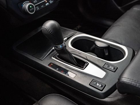 Used 2017 Acura RDX w/ Technology Package FWD image 36