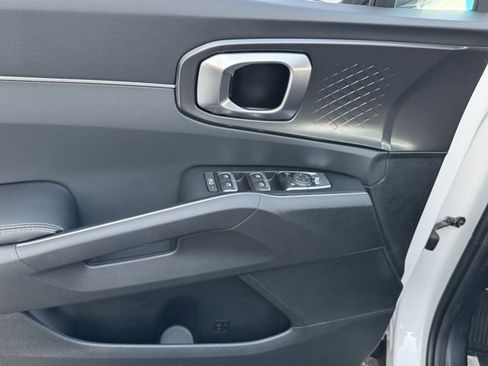 New 2026 Kia Sorento LX FWD image 23