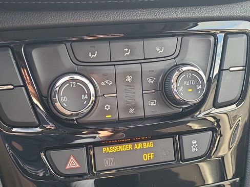 Used 2019 Buick Encore Sport Touring w/ Safety Package image 32