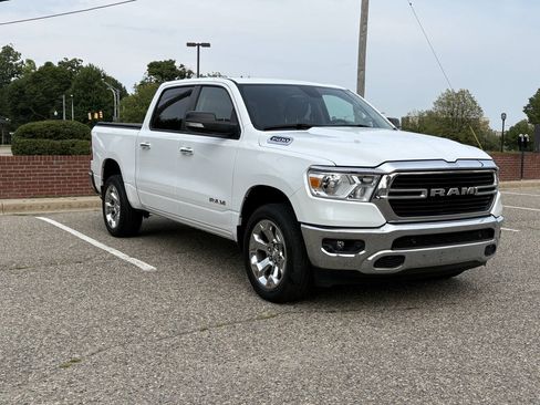 Used 2020 RAM 1500 Big Horn AWD/4WD image 7