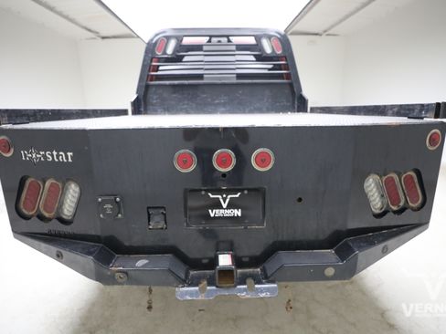 Used 2022 RAM 2500 Laramie w/ Night Edition AWD/4WD image 4