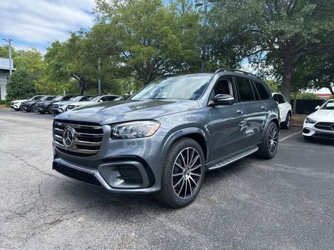 New 2026 Mercedes-Benz GLS 450 4MATIC image 2