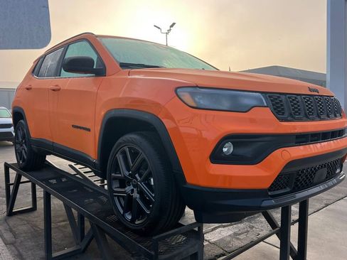 New 2026 Jeep Compass Latitude image 2