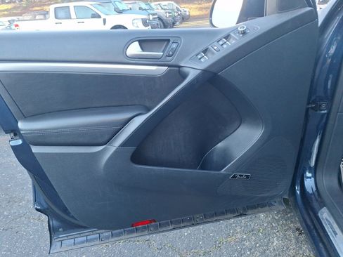 Used 2014 Volkswagen Tiguan R-Line image 9