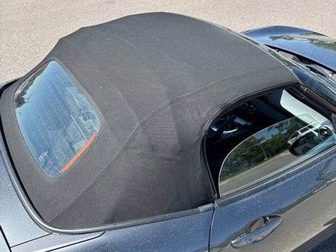 Used 2019 MAZDA MX-5 Miata Grand Touring w/ GT-S Package RWD image 6