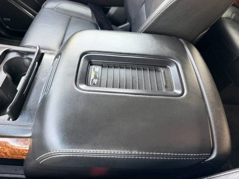 Used 2016 Chevrolet Tahoe LTZ AWD/4WD image 47
