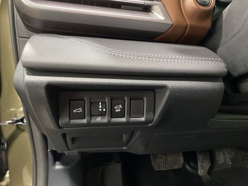 Used 2025 Subaru Outback Touring XT image 28