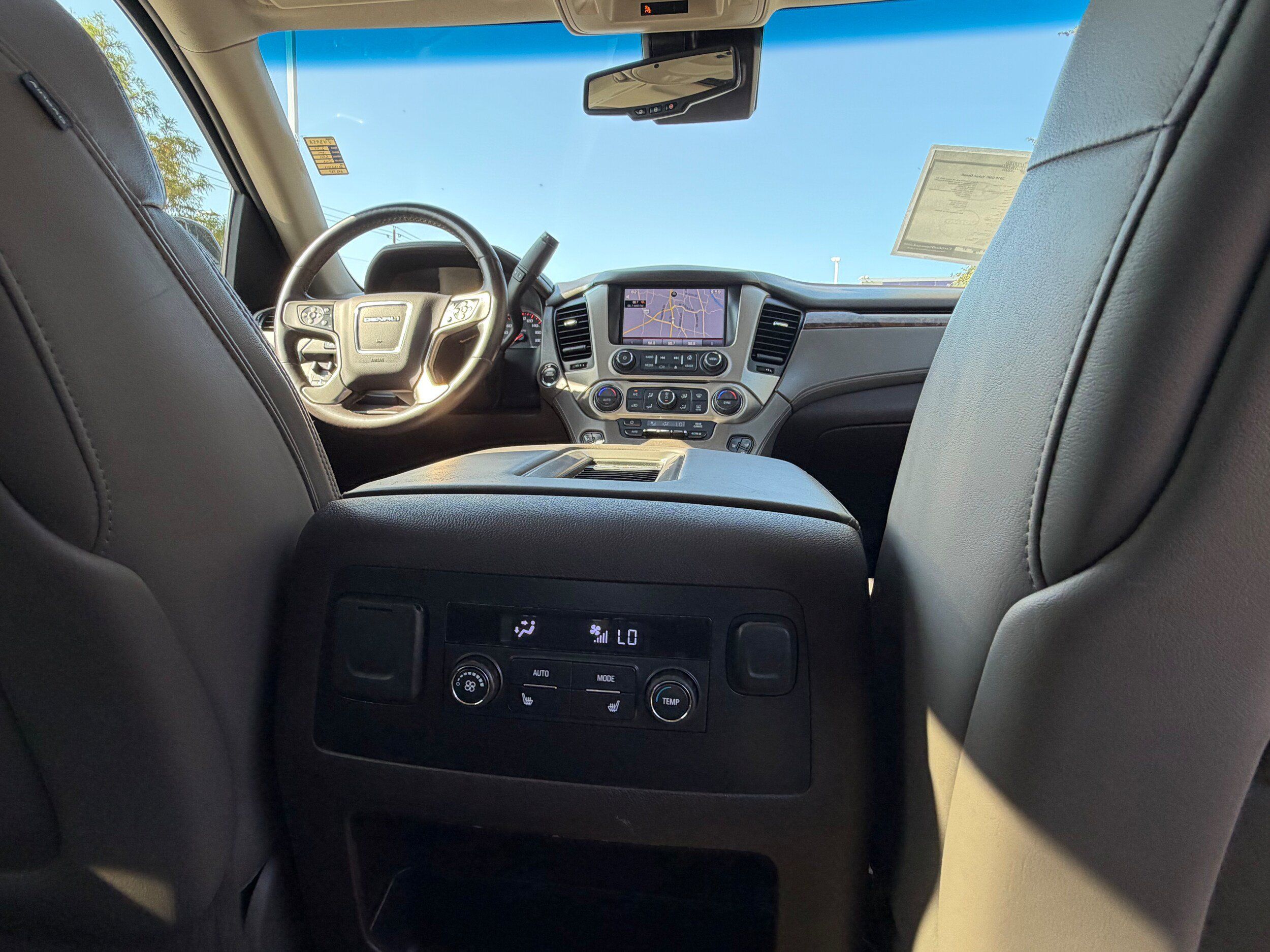 Used 2015 GMC Yukon Denali AWD/4WD image 14