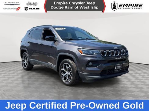 Certified 2024 Jeep Compass Latitude AWD/4WD image 1
