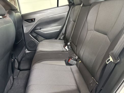 Used 2024 Subaru Crosstrek 2.0i Premium image 21